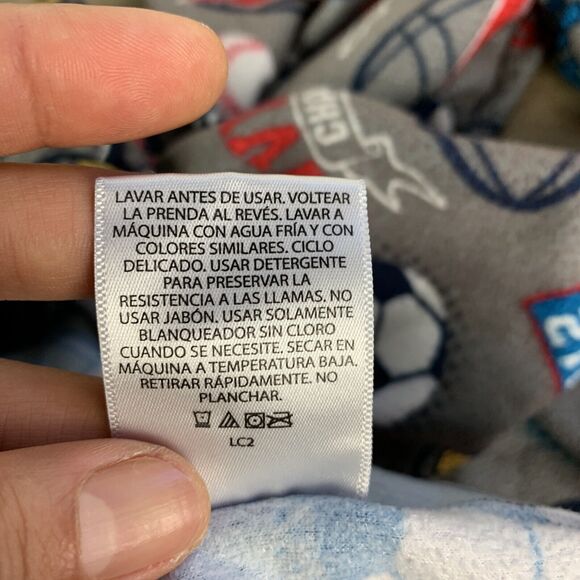 Faded Glory Boys 2 Pc Set Pajamas Size 6-7 Gray Sports Long Sleeve Button Up - Picture 11 of 12